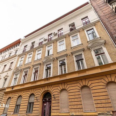 2 Bedroom 107 M2 Loft With Balcony Budapest Luaran gambar