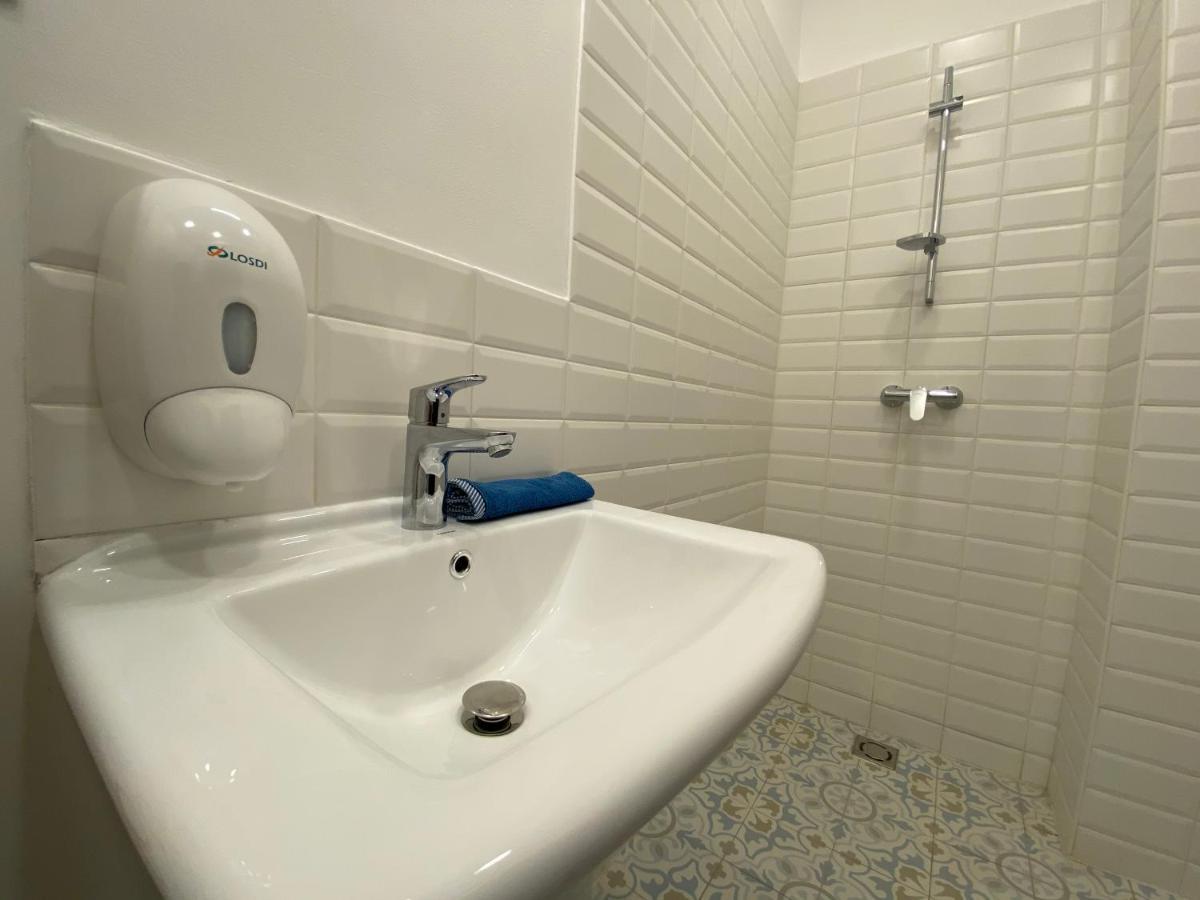 2 Bedroom 107 M2 Loft With Balcony Budapest Luaran gambar