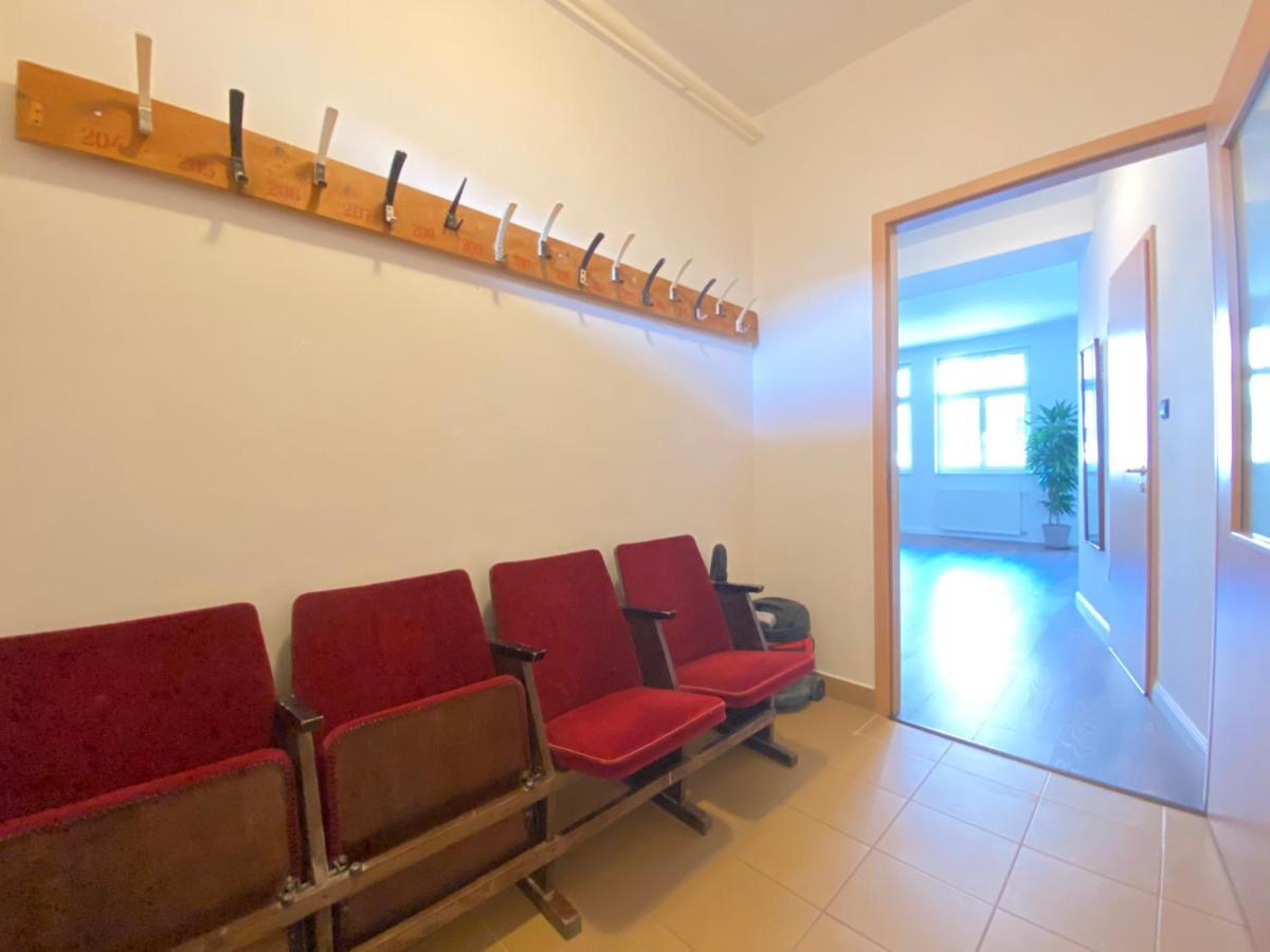 2 Bedroom 107 M2 Loft With Balcony Budapest Luaran gambar