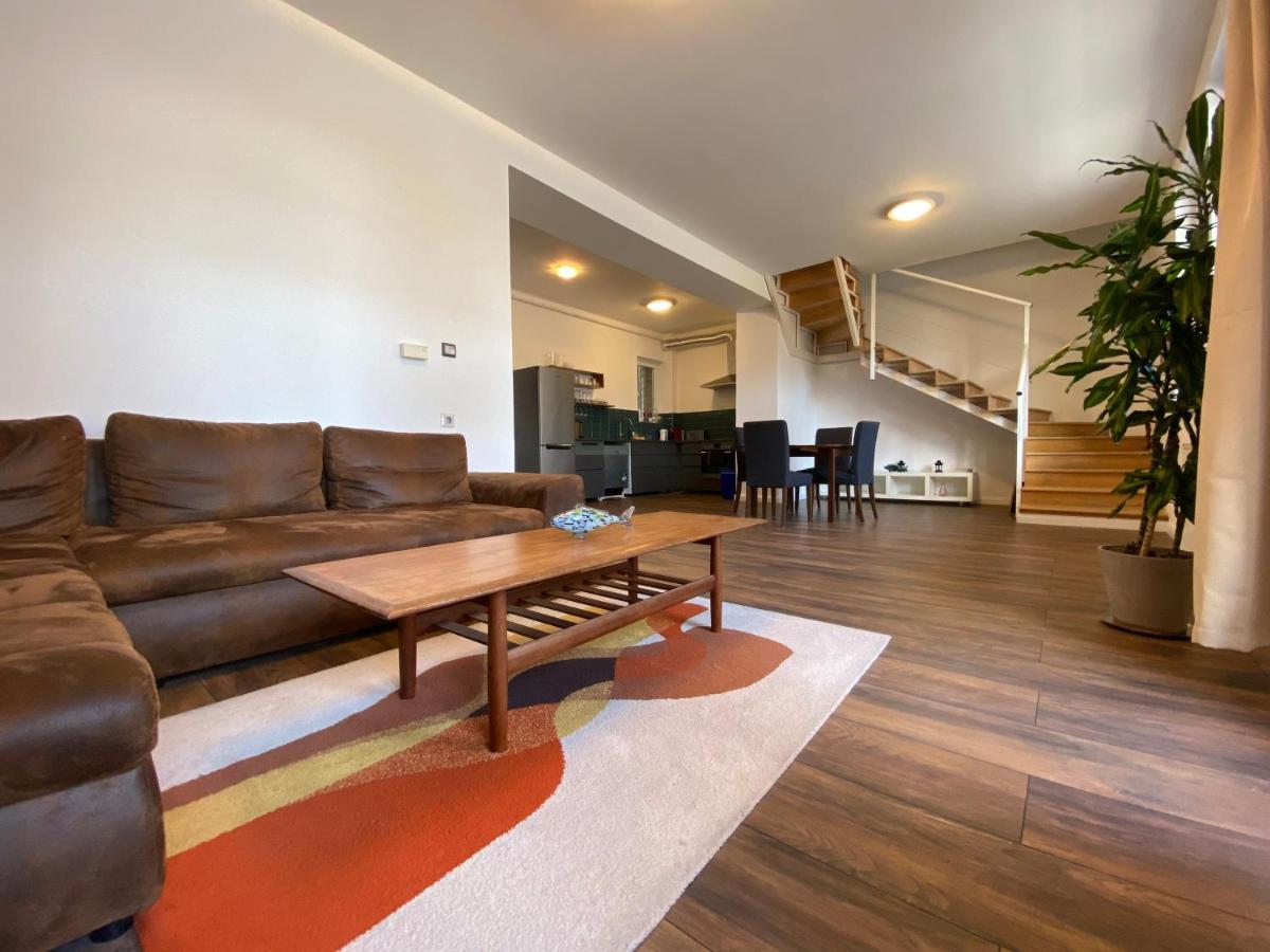 2 Bedroom 107 M2 Loft With Balcony Budapest Luaran gambar